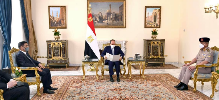 السيسي يؤكد دعمه للعراق في مواجهة 